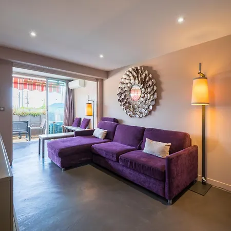 - Avec Terrasse, Vue, Mer, Piscine, Plage, Garage Cannes